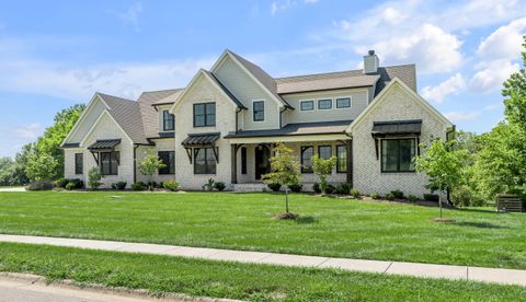 Photo of 231 The Oaks Boulevard, Versailles, KY 40383 (MLS # 25016246)