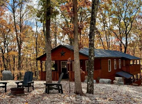 Photo of 301 Otter Creek Road, Strunk, KY 42649 (MLS # 25507363)