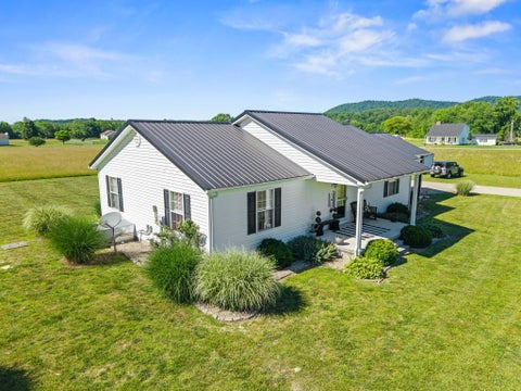 Property photo of 15 Rose Lane, Clay City, KY 40312