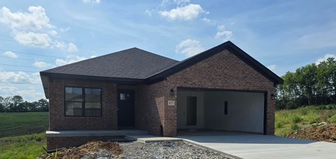 Photo of 877 Denali Drive, Richmond, KY 40475 (MLS # 25008290)