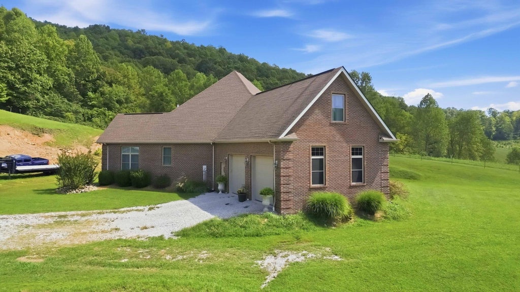 Photo of 385 Ridner Branch Road, Cannon, KY 40923 (MLS # 26025570)