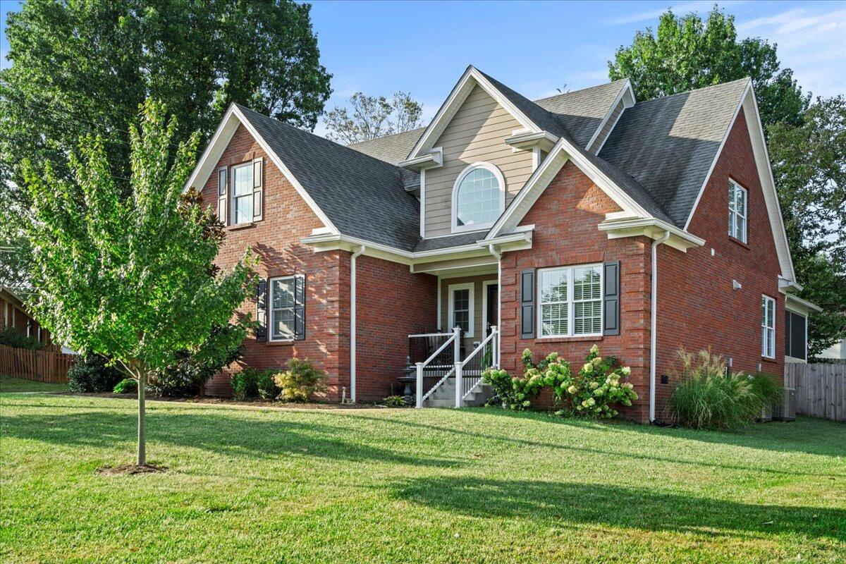 102 Roxie Lane