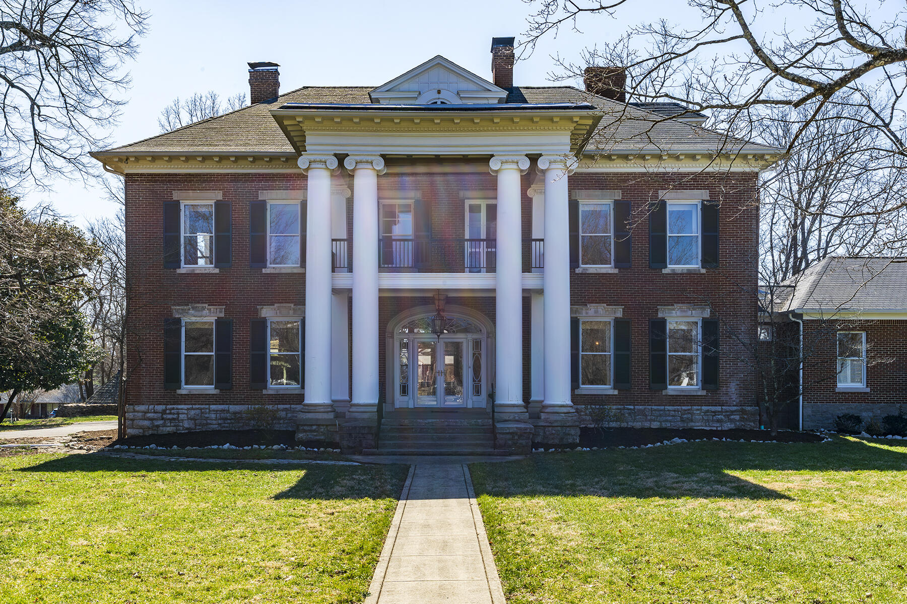 Versailles, Kentucky 40383, United States, 7 Bedrooms Bedrooms, ,6 BathroomsBathrooms,Residential,Active,89993