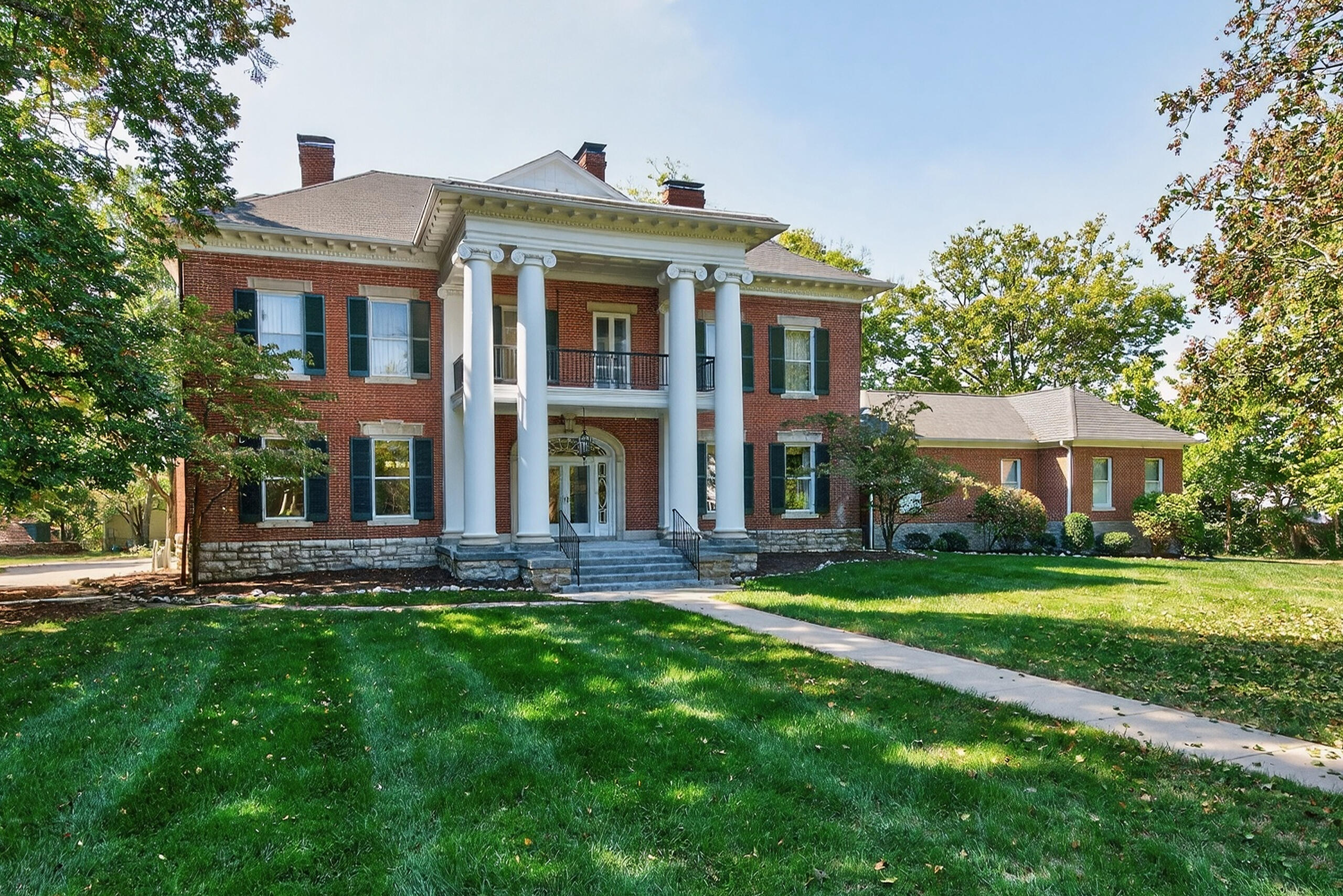 Versailles, Kentucky 40383, United States, 7 Bedrooms Bedrooms, ,6 BathroomsBathrooms,Residential,Active,89993