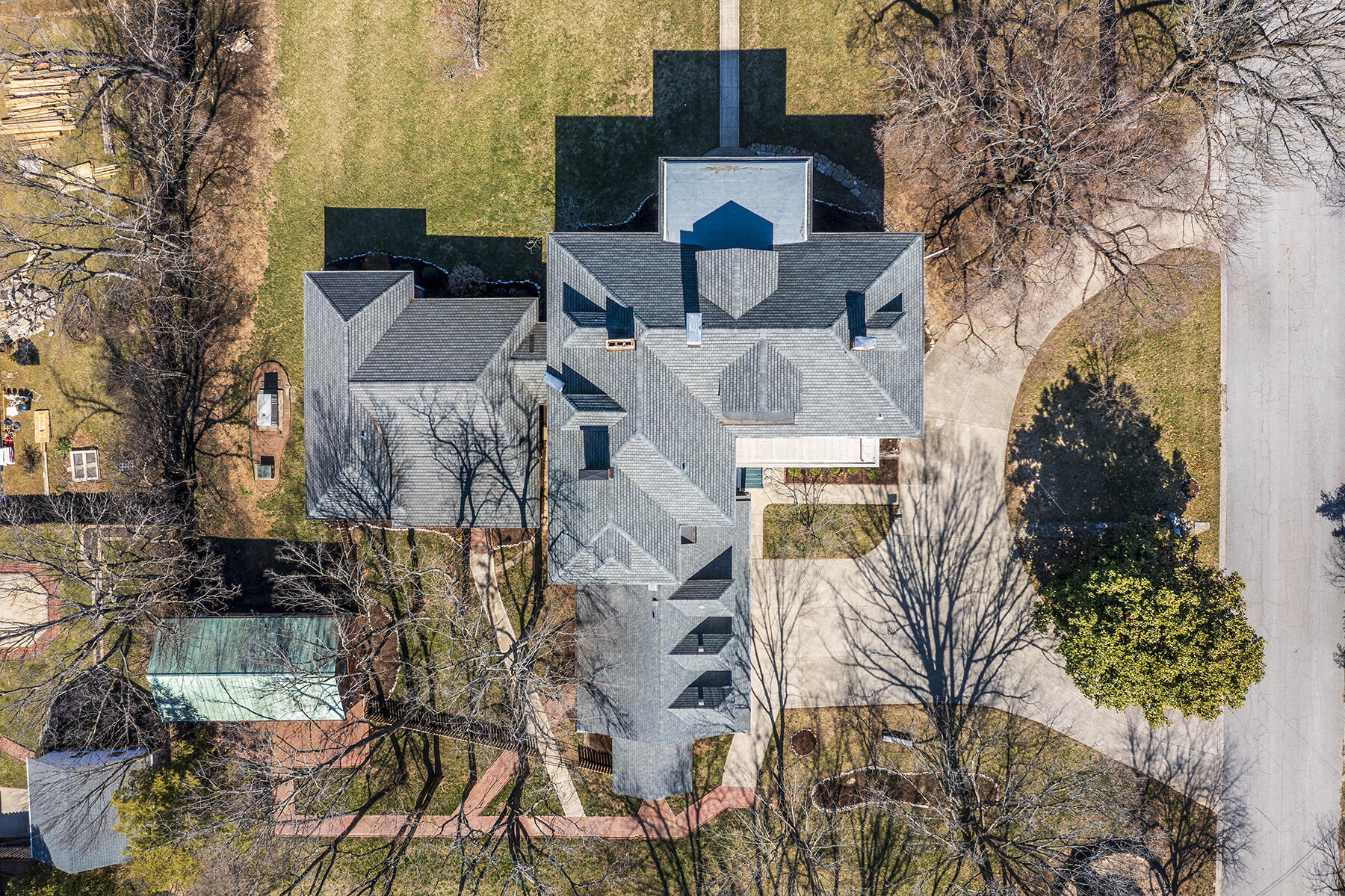 Versailles, Kentucky 40383, United States, 7 Bedrooms Bedrooms, ,6 BathroomsBathrooms,Residential,Active,89993