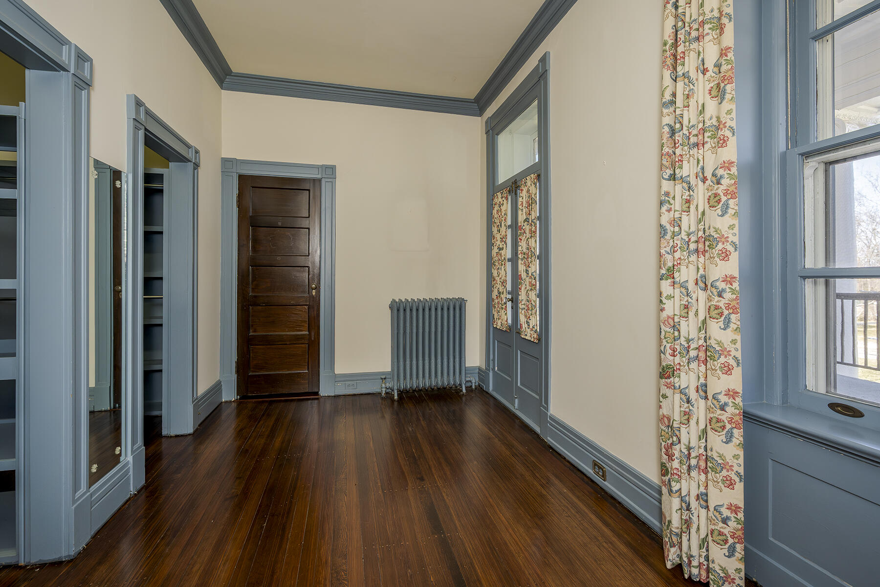 Versailles, Kentucky 40383, United States, 7 Bedrooms Bedrooms, ,6 BathroomsBathrooms,Residential,Active,89993