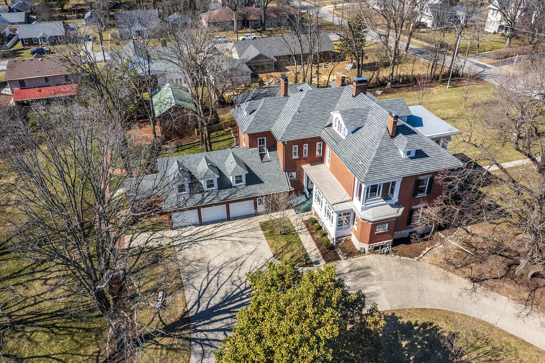 Versailles, Kentucky 40383, United States, 7 Bedrooms Bedrooms, ,6 BathroomsBathrooms,Residential,Active,89993