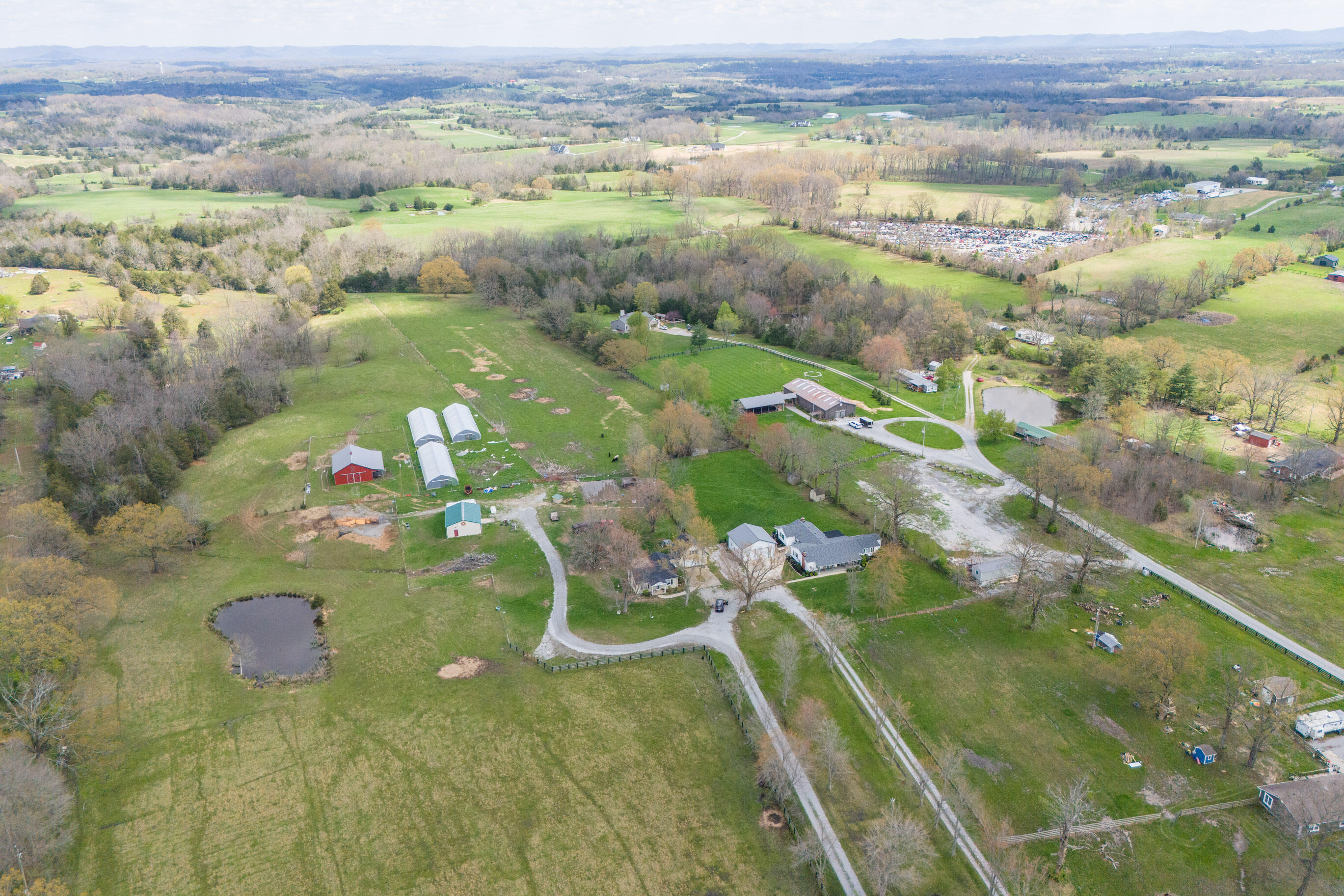 Richmond, Kentucky 40475, United States, 4 Bedrooms Bedrooms, ,3 BathroomsBathrooms,Residential,Pending,107637