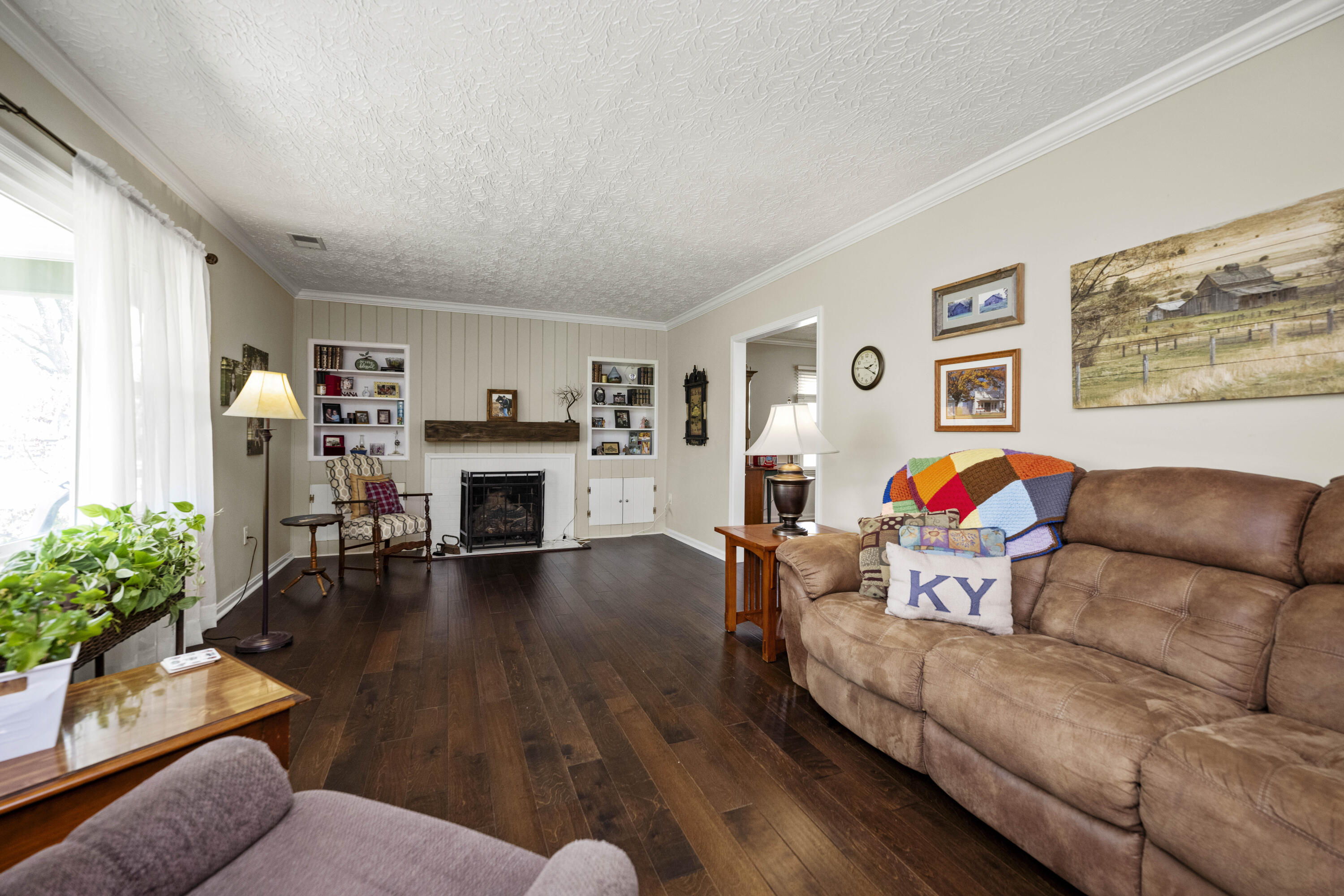 Richmond, Kentucky 40475, United States, 4 Bedrooms Bedrooms, ,3 BathroomsBathrooms,Residential,Pending,107637