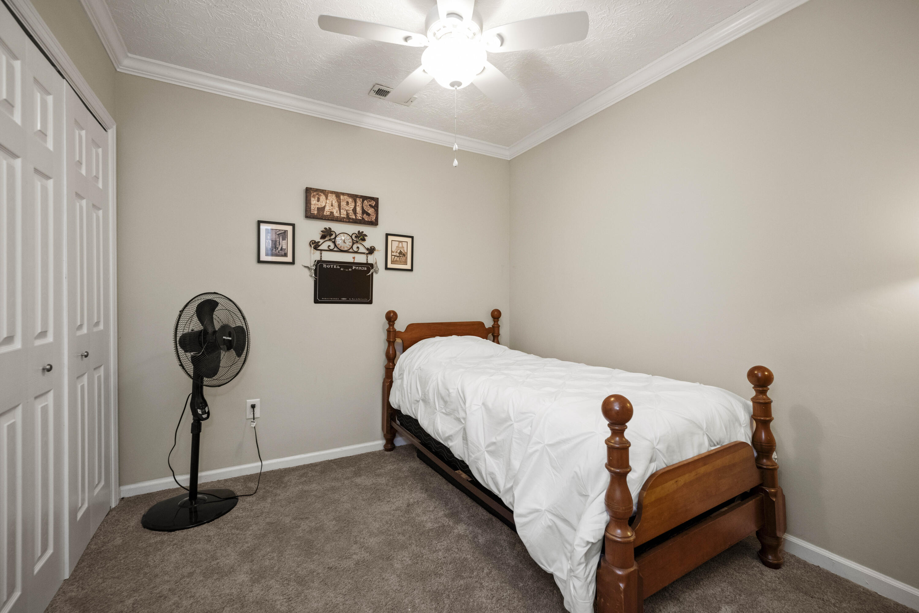 Richmond, Kentucky 40475, United States, 4 Bedrooms Bedrooms, ,3 BathroomsBathrooms,Residential,Pending,107637