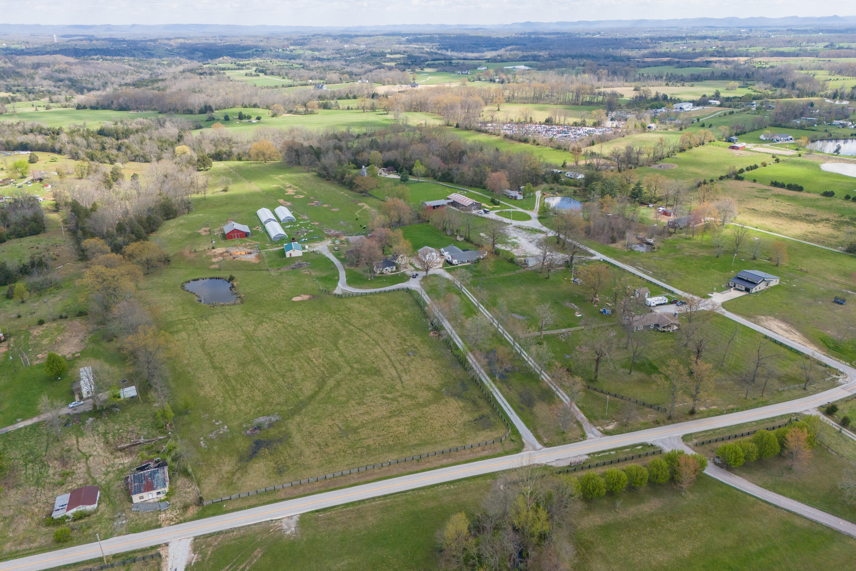 Richmond, Kentucky 40475, United States, 4 Bedrooms Bedrooms, ,3 BathroomsBathrooms,Residential,Pending,107637