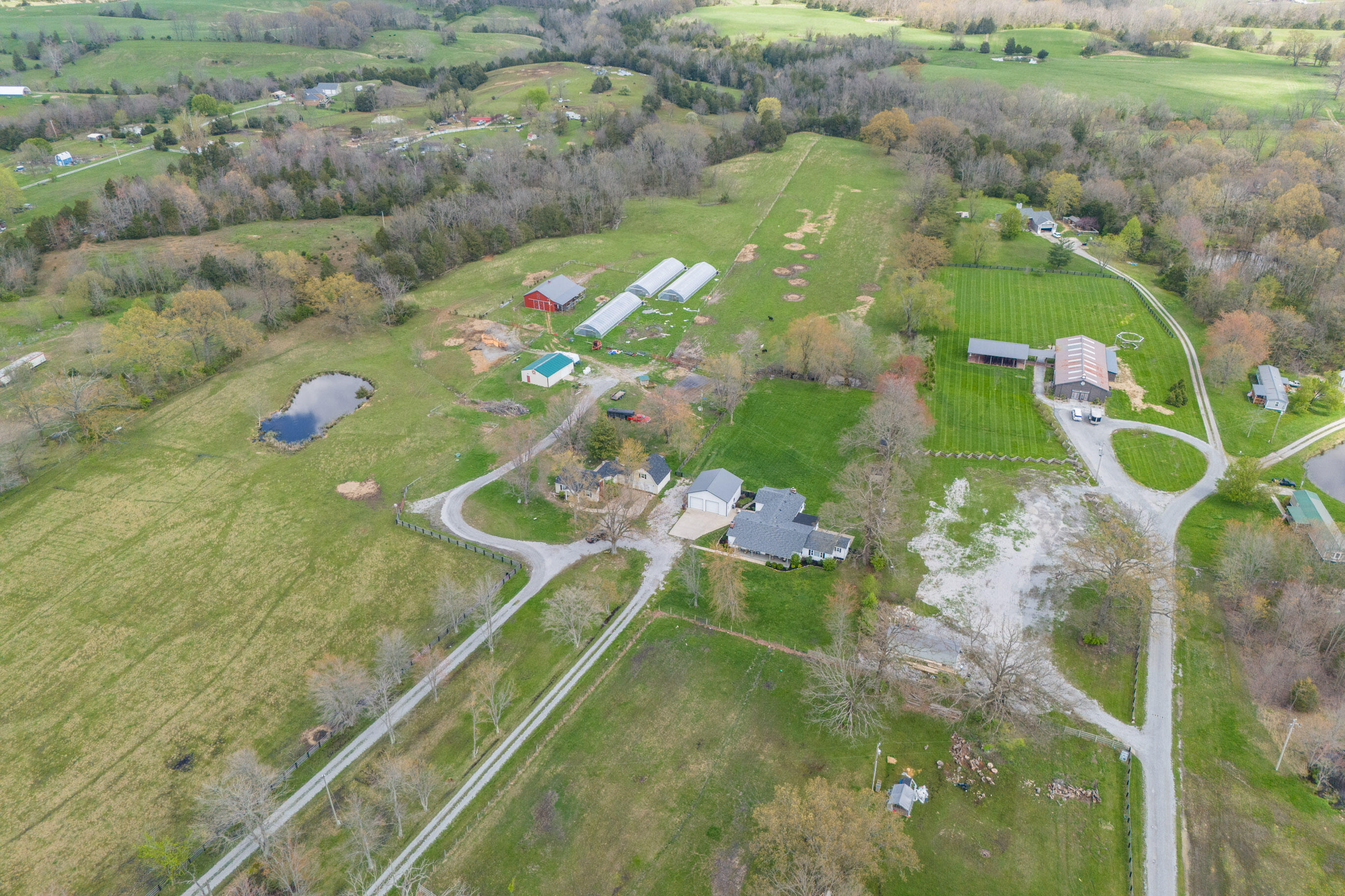 Richmond, Kentucky 40475, United States, 4 Bedrooms Bedrooms, ,3 BathroomsBathrooms,Residential,Pending,107637