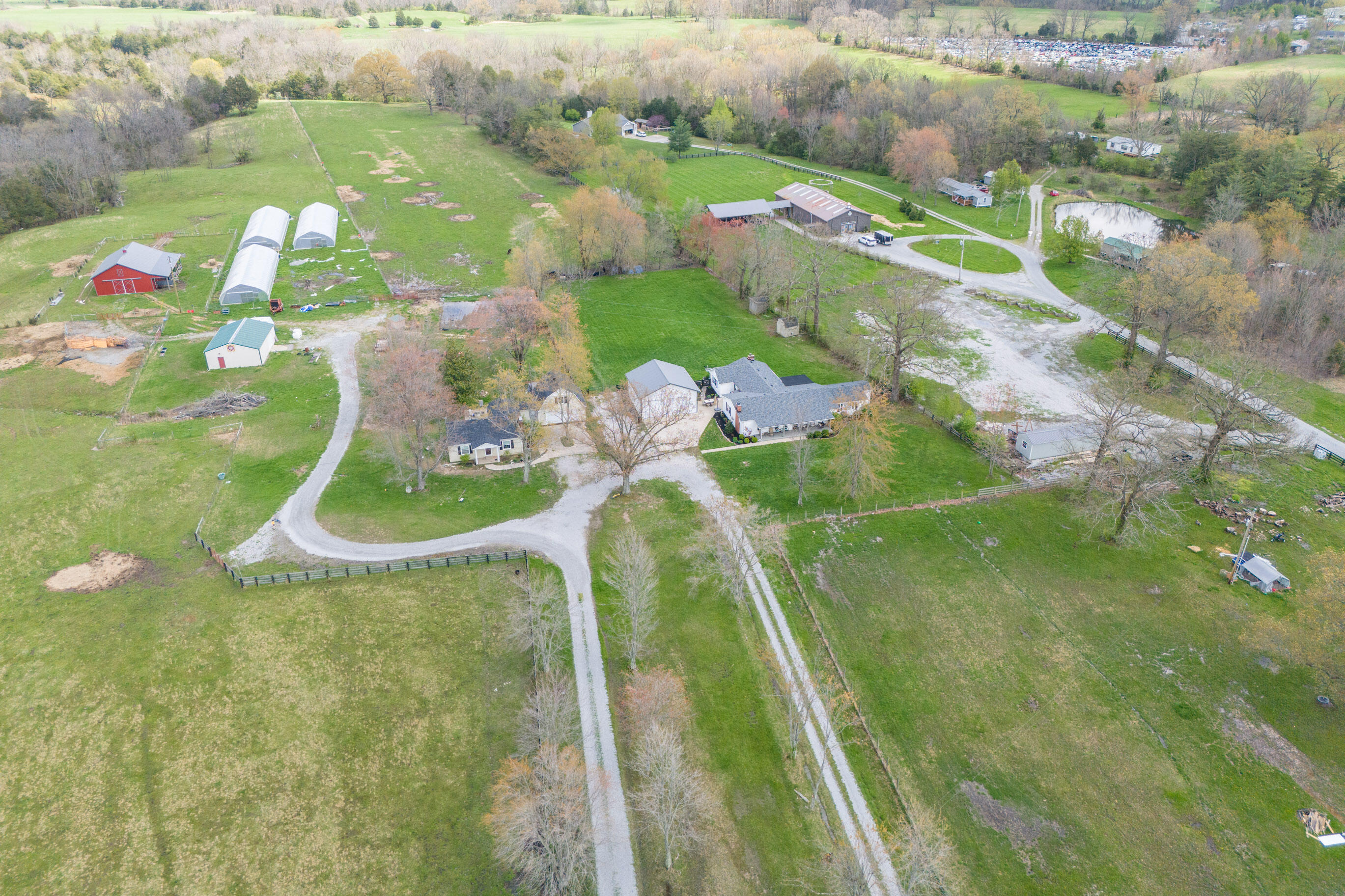 Richmond, Kentucky 40475, United States, 4 Bedrooms Bedrooms, ,3 BathroomsBathrooms,Residential,Pending,107637