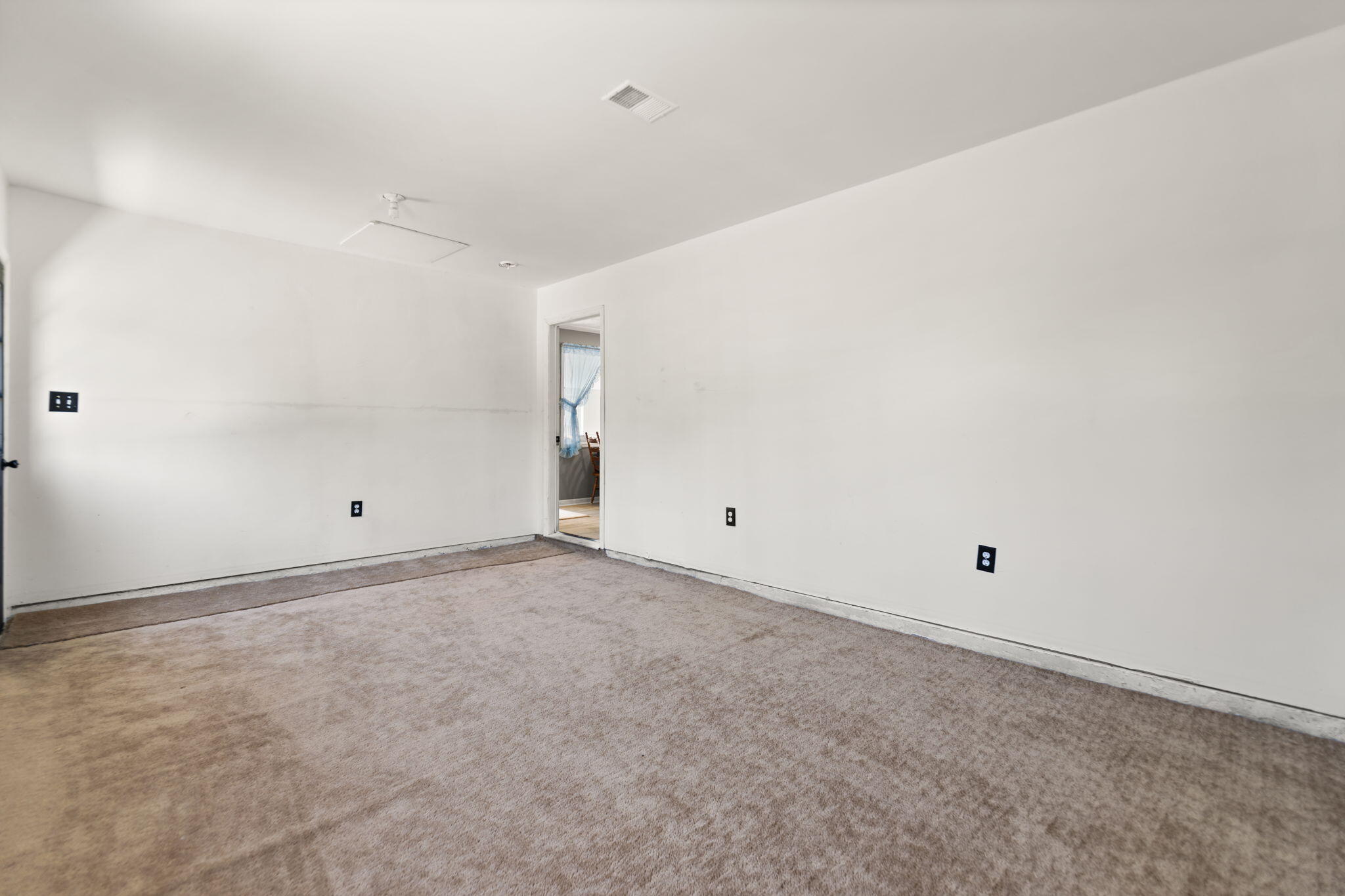 Beattyville, Kentucky 41311, United States, 3 Bedrooms Bedrooms, ,1 BathroomBathrooms,Residential,Active,202978