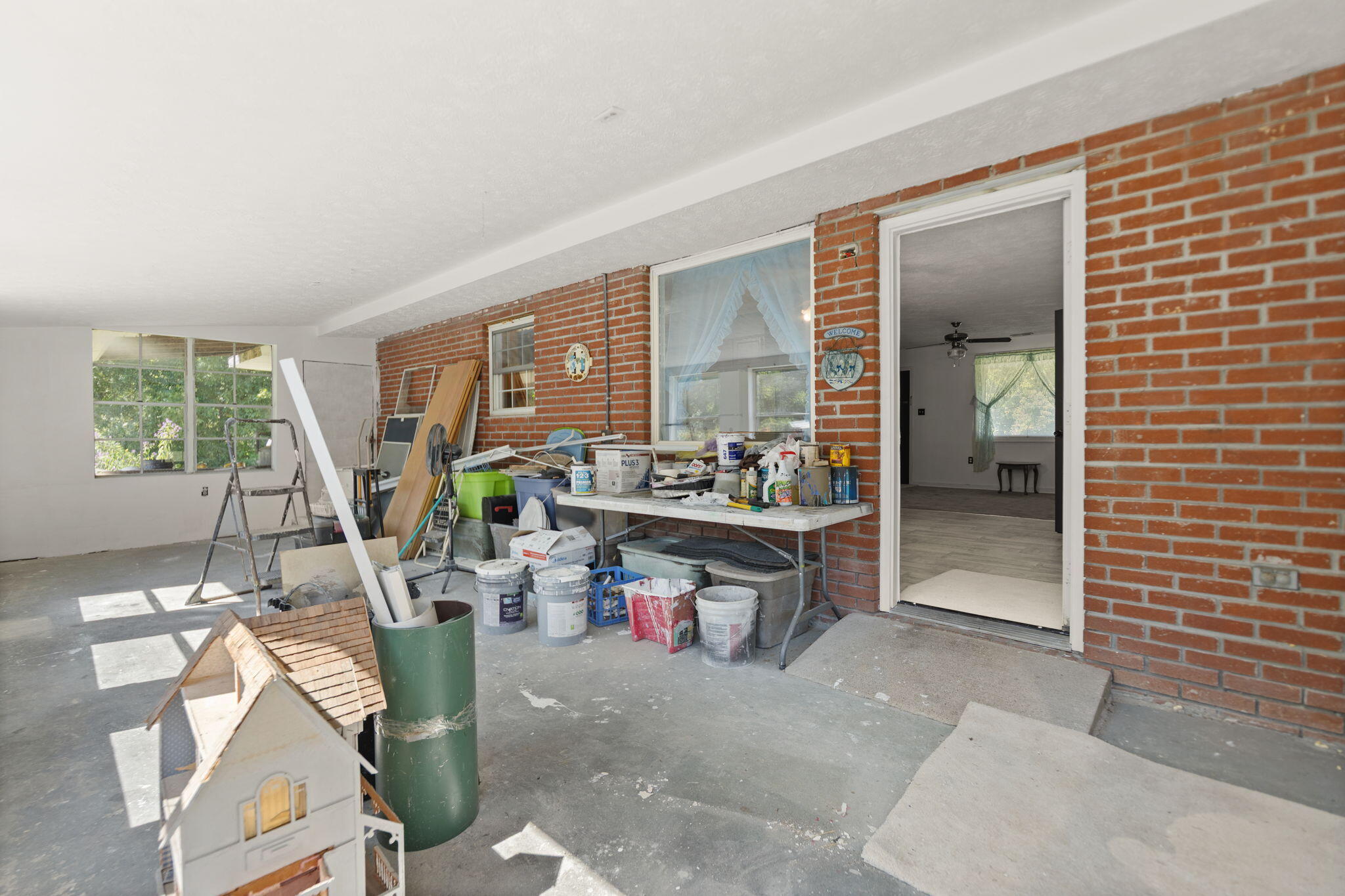 Beattyville, Kentucky 41311, United States, 3 Bedrooms Bedrooms, ,1 BathroomBathrooms,Residential,Active,202978