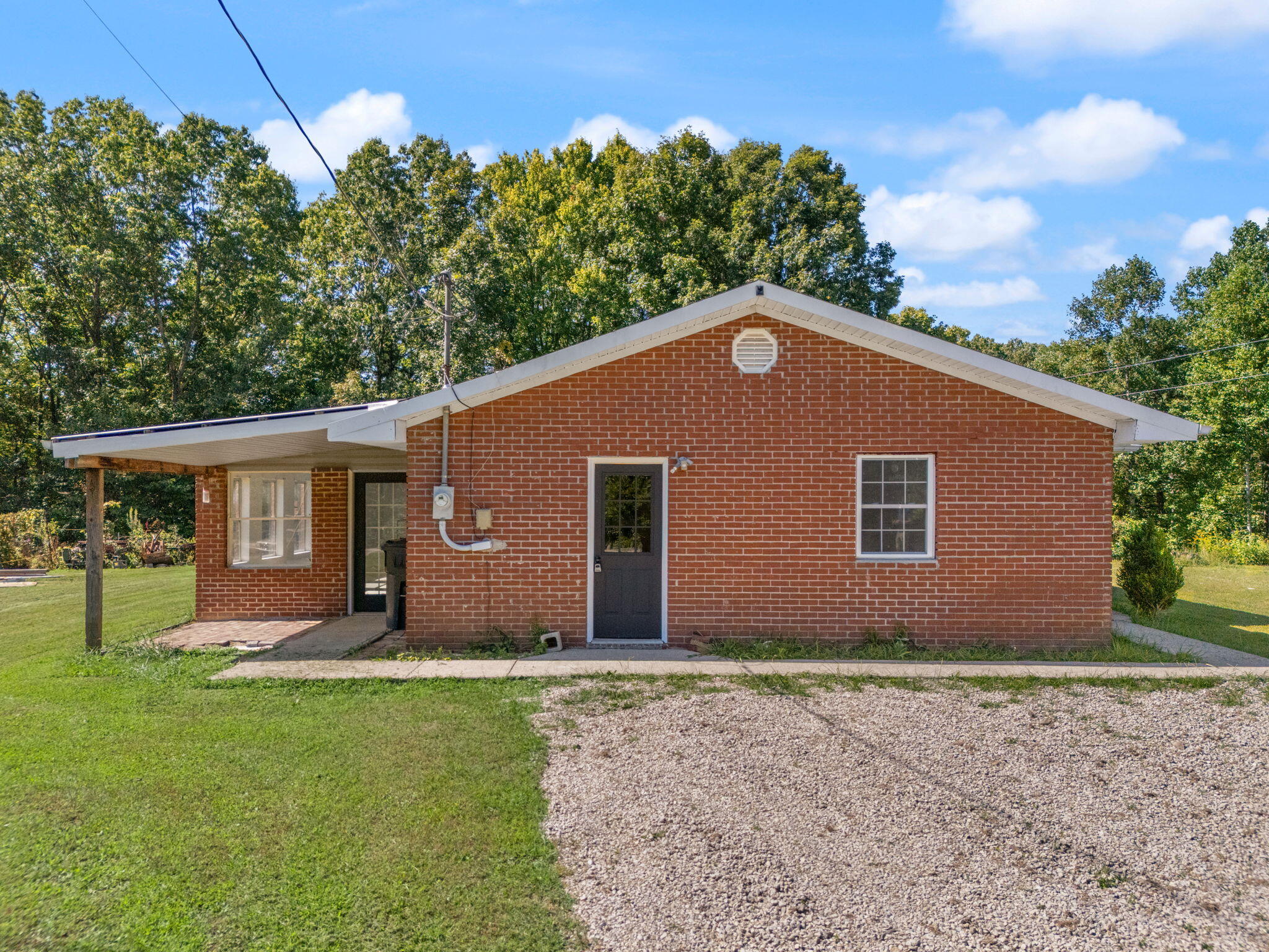 Beattyville, Kentucky 41311, United States, 3 Bedrooms Bedrooms, ,1 BathroomBathrooms,Residential,Active,202978