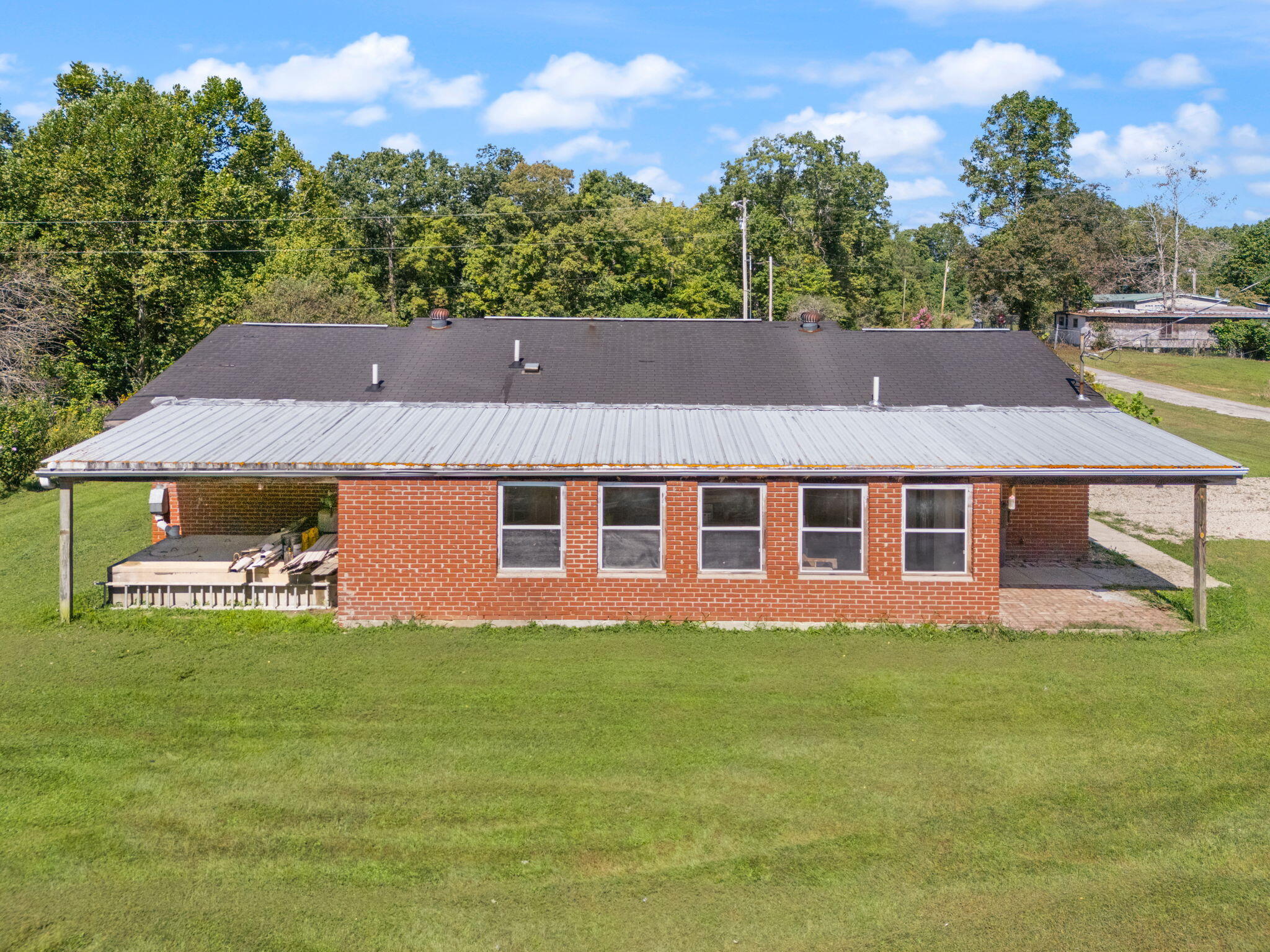 Beattyville, Kentucky 41311, United States, 3 Bedrooms Bedrooms, ,1 BathroomBathrooms,Residential,Active,202978