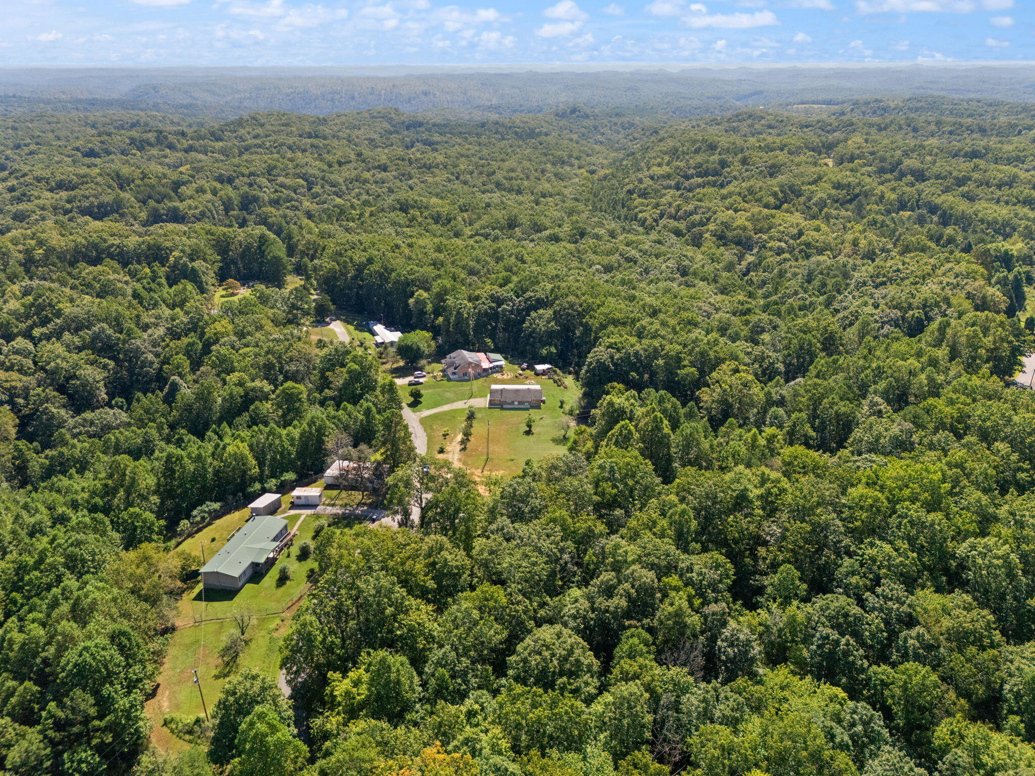 Beattyville, Kentucky 41311, United States, 3 Bedrooms Bedrooms, ,1 BathroomBathrooms,Residential,Active,202978