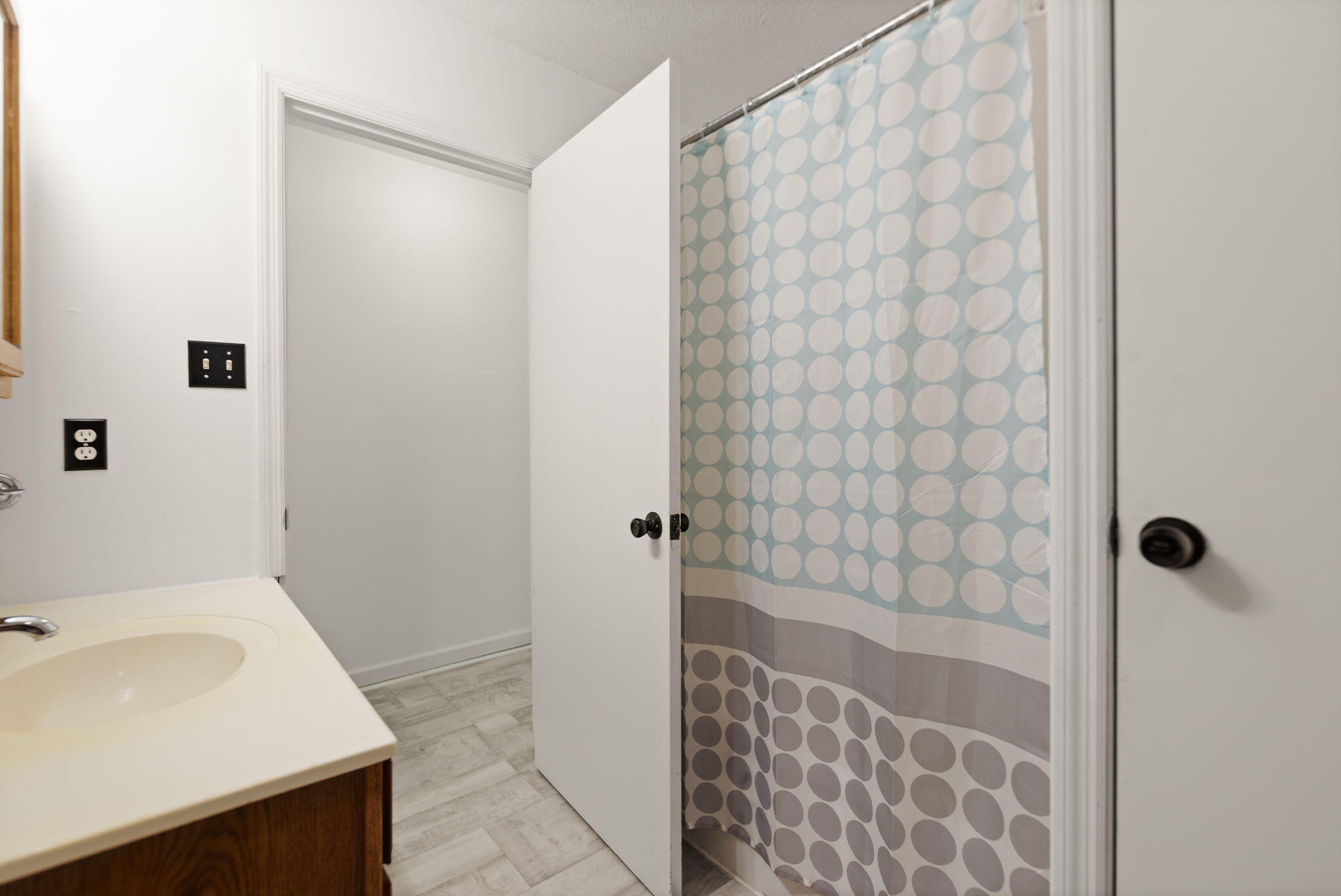 Beattyville, Kentucky 41311, United States, 3 Bedrooms Bedrooms, ,1 BathroomBathrooms,Residential,Active,202978