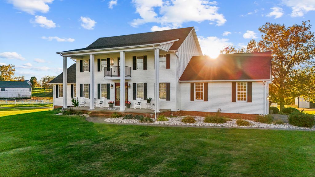 Photo of 2001 Guynn Road, Paint Lick, KY 40461 (MLS # 25505294)