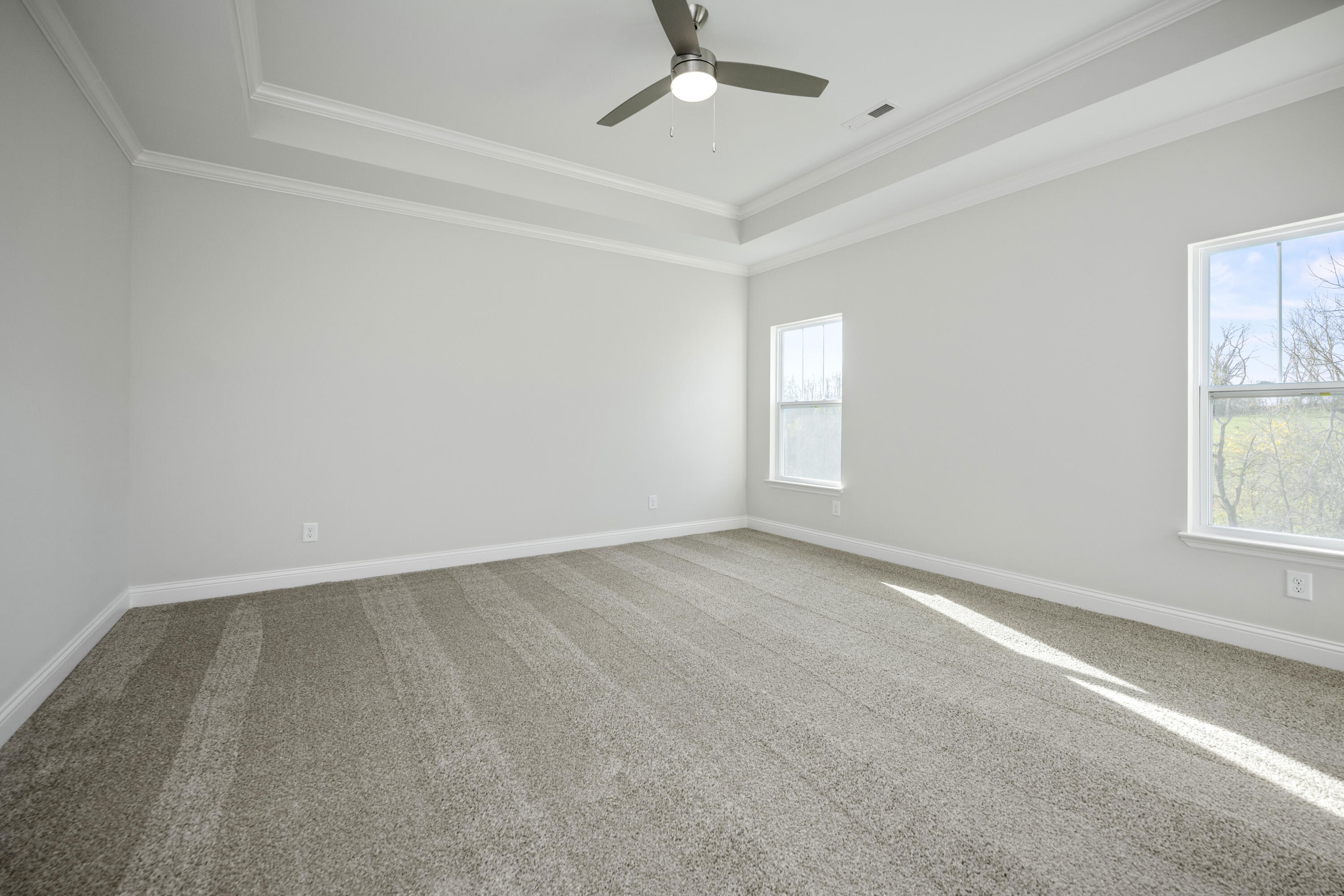 Richmond, Kentucky 40475, United States, 3 Bedrooms Bedrooms, ,2 BathroomsBathrooms,Residential,Pending,51002