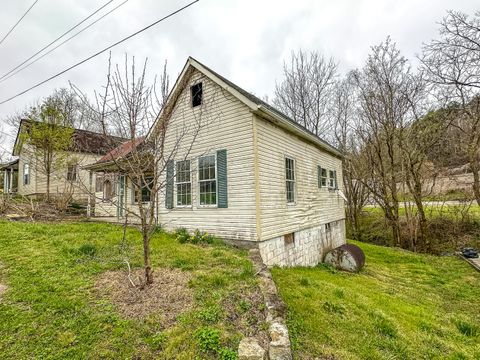 Property photo of 36 And 38 Mullins Street, Livingston, KY 40445