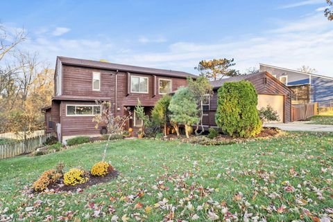 Photo of 373 Southpoint Drive, Lexington, KY 40515 (MLS # 25506173)