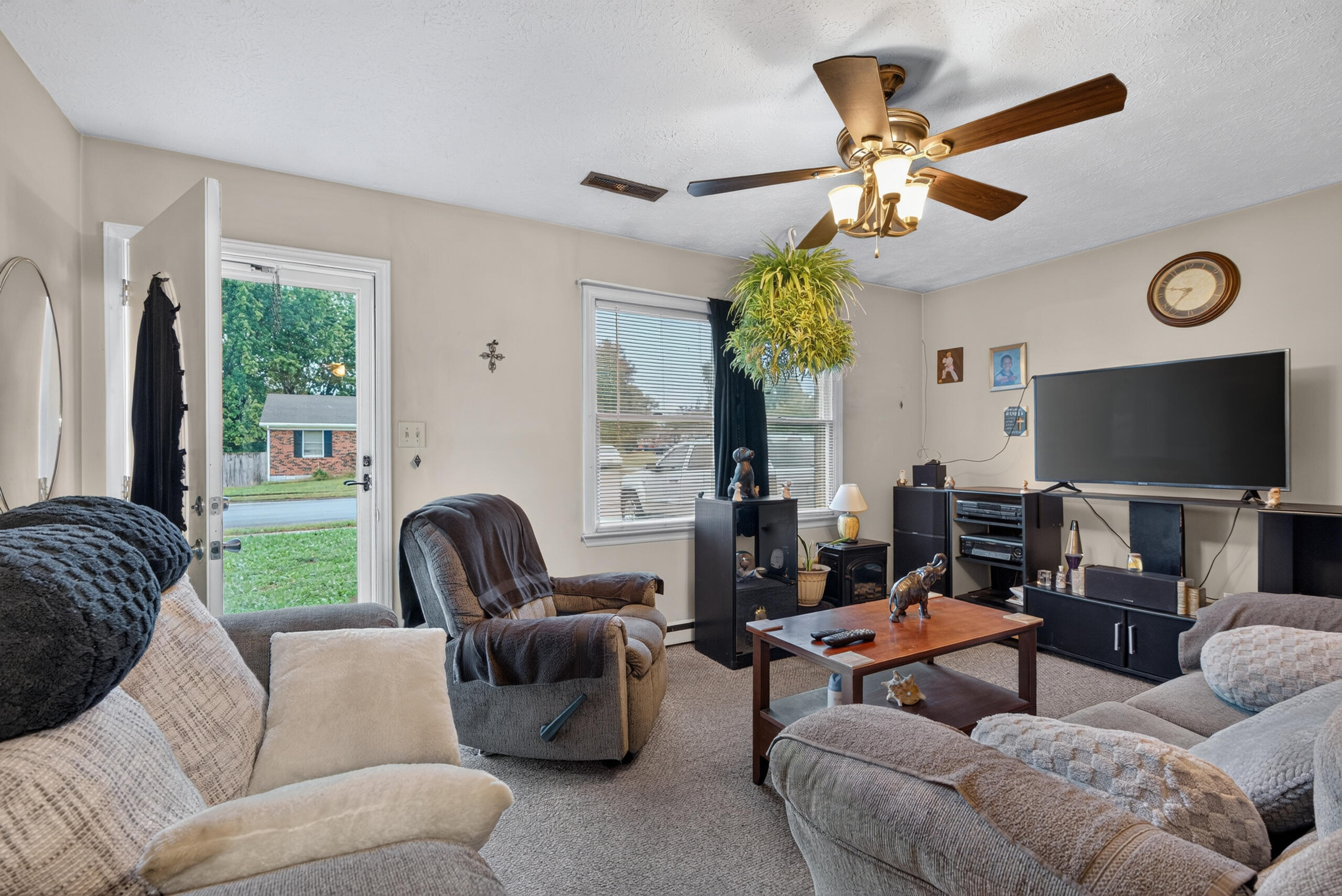 924 Hickory Hill Drive