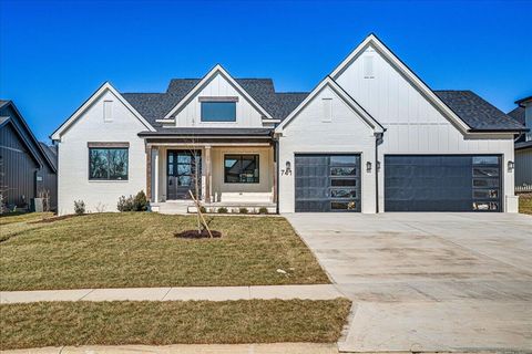 Property photo of 741 Azalea Lane, Versailles, KY 40383
