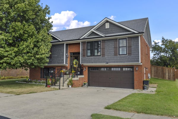 425 TOBIANO DR, RICHMOND, KY 40475 - Image eebe8e051e8d0ce007b077d5c2ca437d/981753977