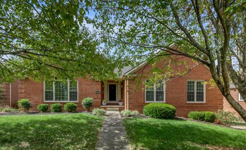 Photo of 2704 Ashbrooke Drive, Lexington, KY 40513 (MLS # 25503326)