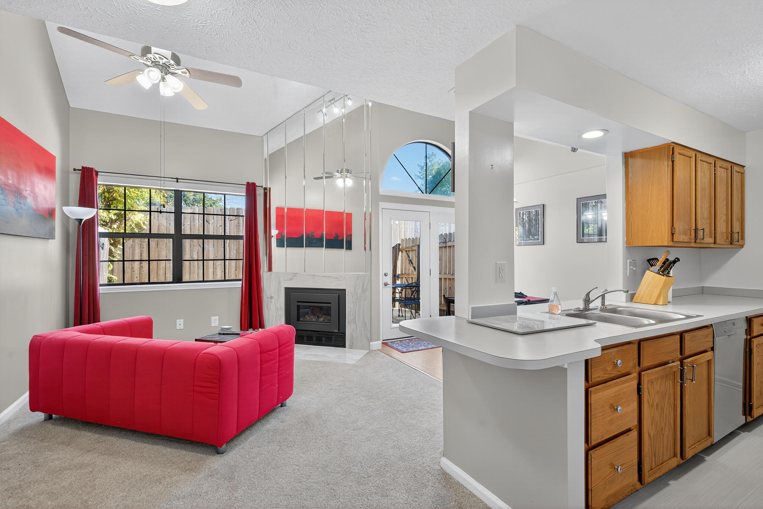 Lexington, Kentucky 40509, United States, 2 Bedrooms Bedrooms, ,2 BathroomsBathrooms,Residential,Active,231376