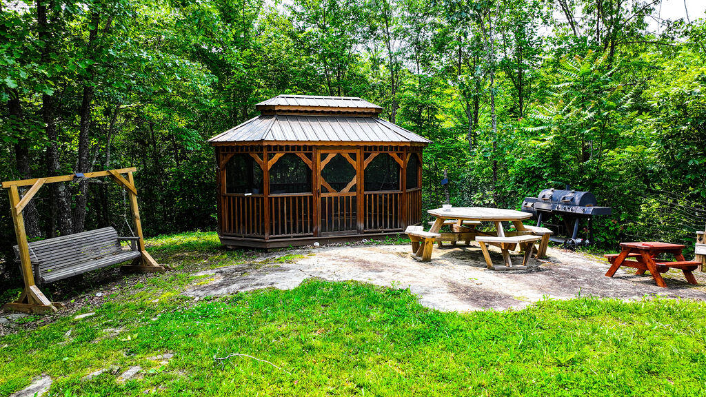 Beattyville, Kentucky 41311, United States, 3 Bedrooms Bedrooms, ,2 BathroomsBathrooms,Residential,Active,143452