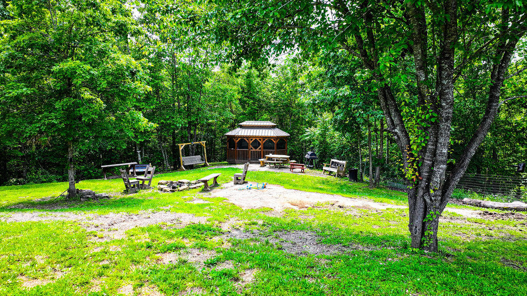 Beattyville, Kentucky 41311, United States, 3 Bedrooms Bedrooms, ,2 BathroomsBathrooms,Residential,Active,143452