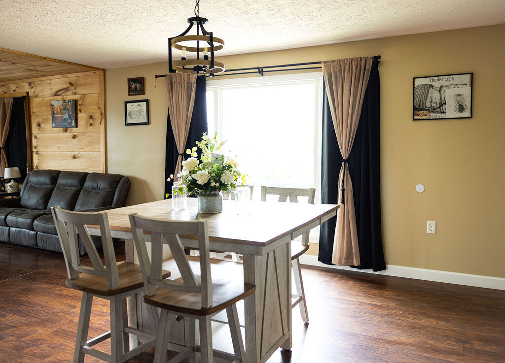 Beattyville, Kentucky 41311, United States, 3 Bedrooms Bedrooms, ,2 BathroomsBathrooms,Residential,Active,143452