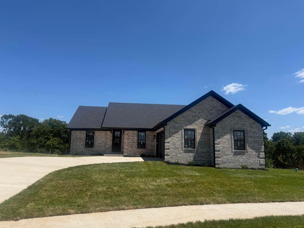Photo of 303 Silverline Court, Richmond, KY 40475 (MLS # 26020421)