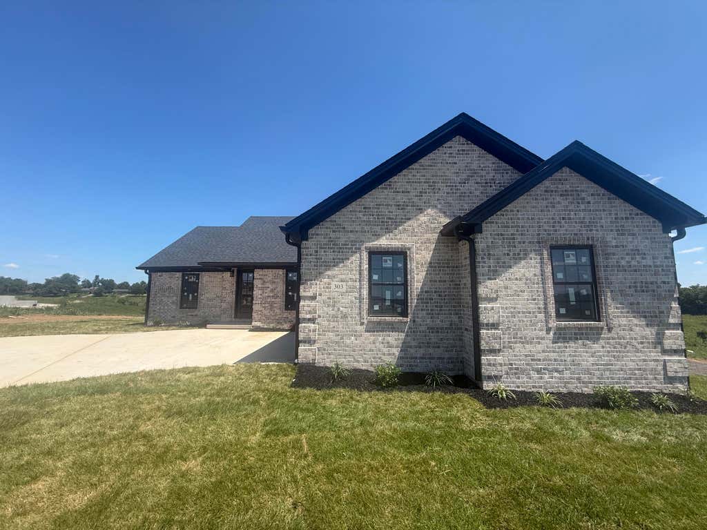 Photo of 303 Silverline Court, Richmond, KY 40475 (MLS # 26020421)