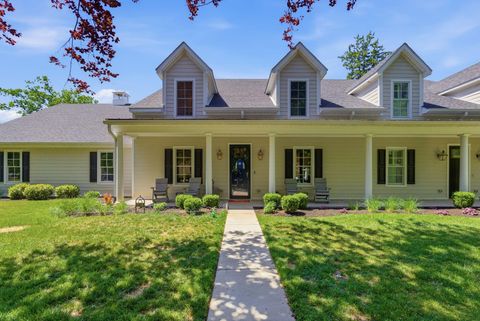 Property photo of 1518 Winners Circle, Lexington, KY 40513
