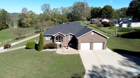 Photo of 87 Meadowbrook Road, Vanceburg, KY 41179 (MLS # 25506793)