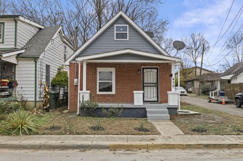Photo of 430 Lindberg Drive, Lexington, KY 40508 (MLS # 25507019)