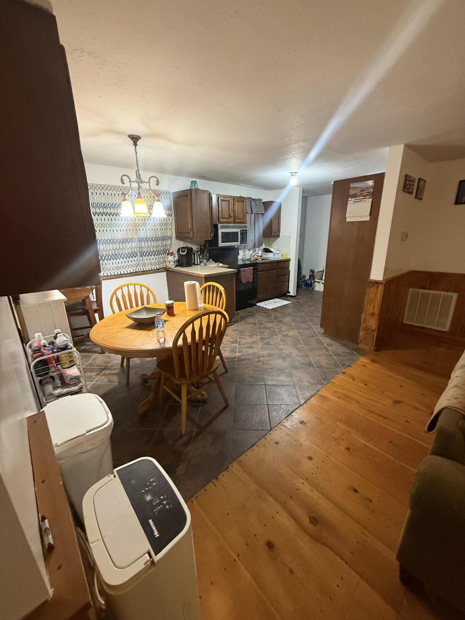 Booneville, Kentucky 41314, United States, 3 Bedrooms Bedrooms, ,2 BathroomsBathrooms,Residential,Active,165637