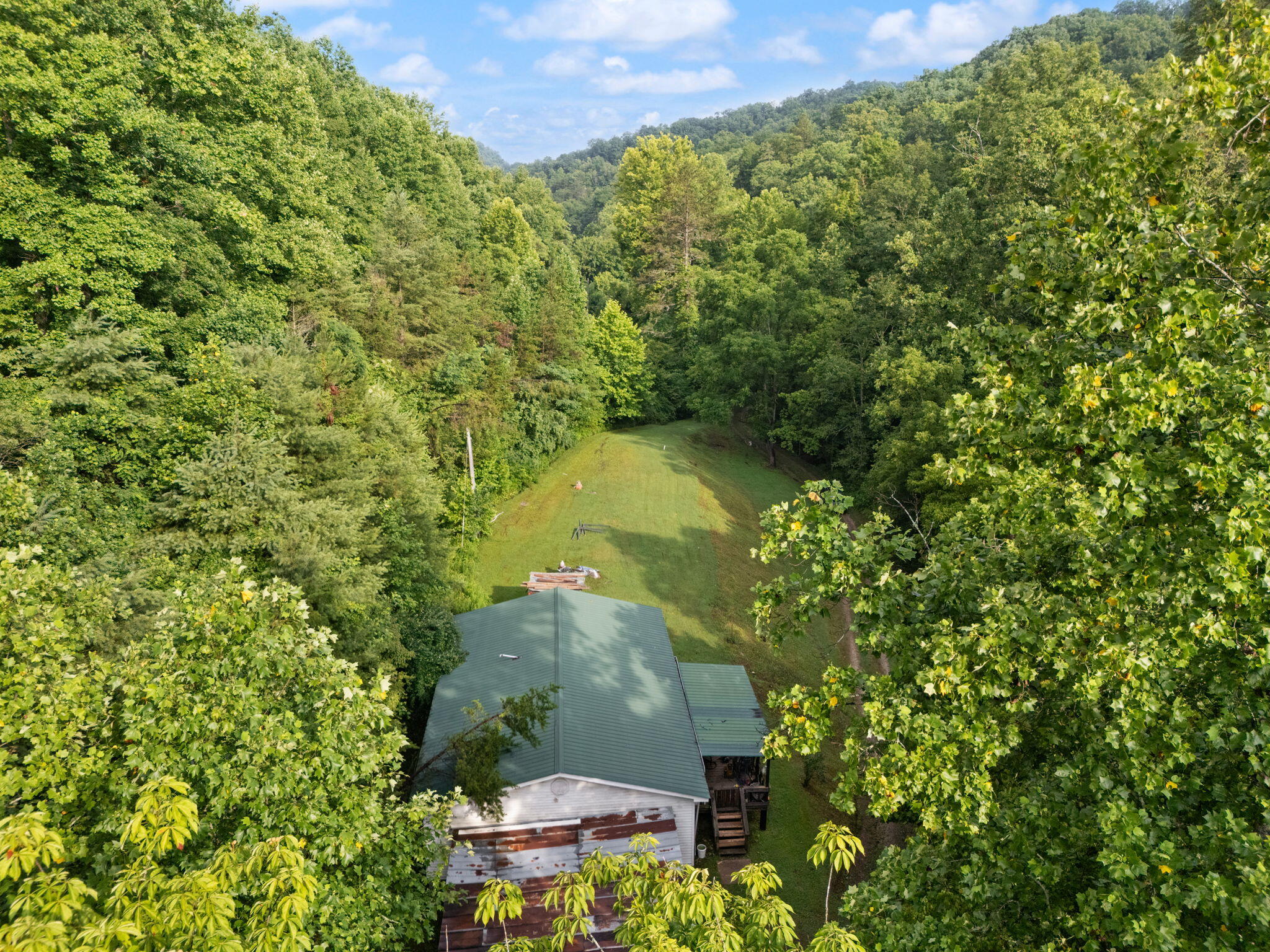 Booneville, Kentucky 41314, United States, 3 Bedrooms Bedrooms, ,2 BathroomsBathrooms,Residential,Active,165637