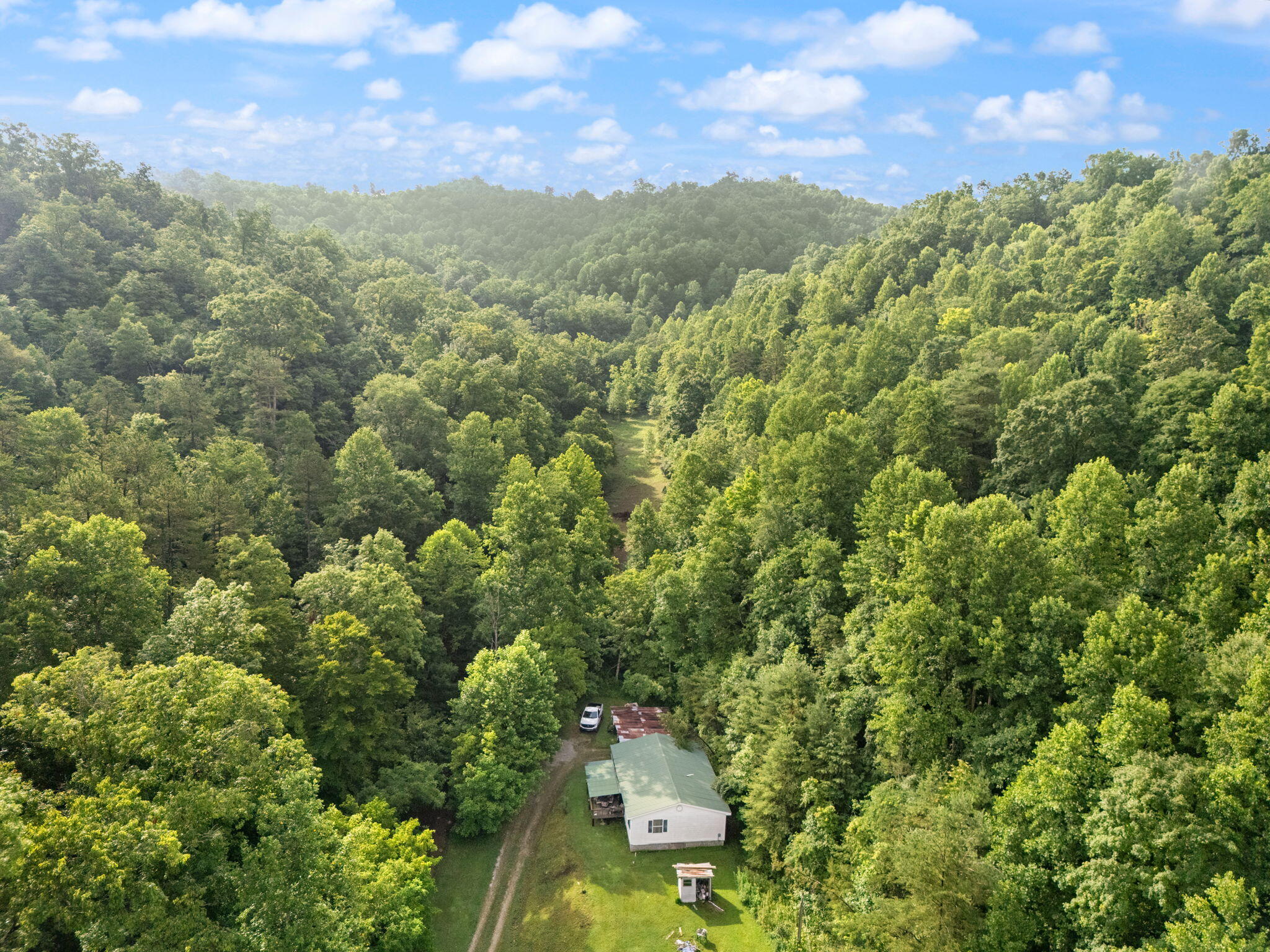 Booneville, Kentucky 41314, United States, 3 Bedrooms Bedrooms, ,2 BathroomsBathrooms,Residential,Active,165637