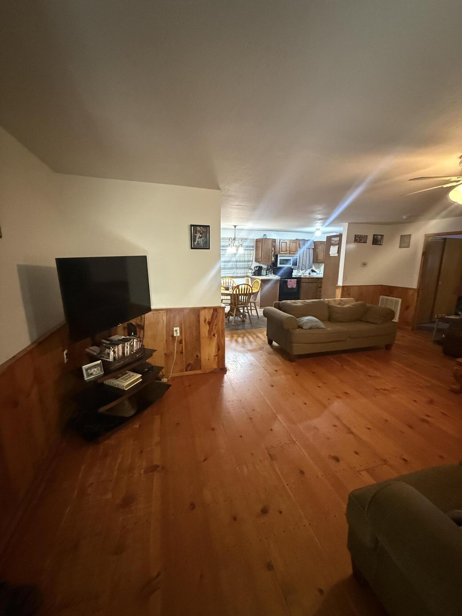 Booneville, Kentucky 41314, United States, 3 Bedrooms Bedrooms, ,2 BathroomsBathrooms,Residential,Active,165637