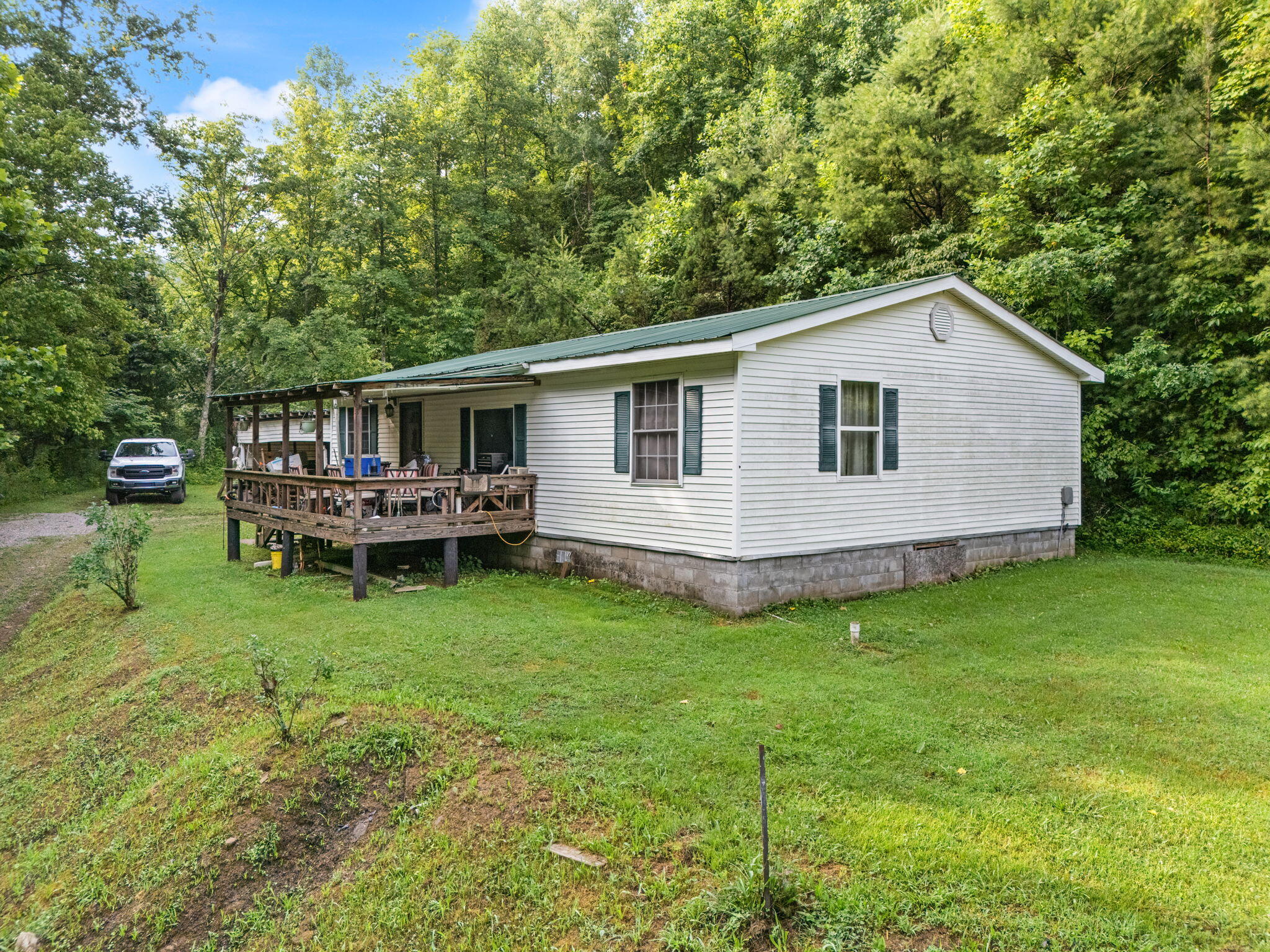 Booneville, Kentucky 41314, United States, 3 Bedrooms Bedrooms, ,2 BathroomsBathrooms,Residential,Active,165637