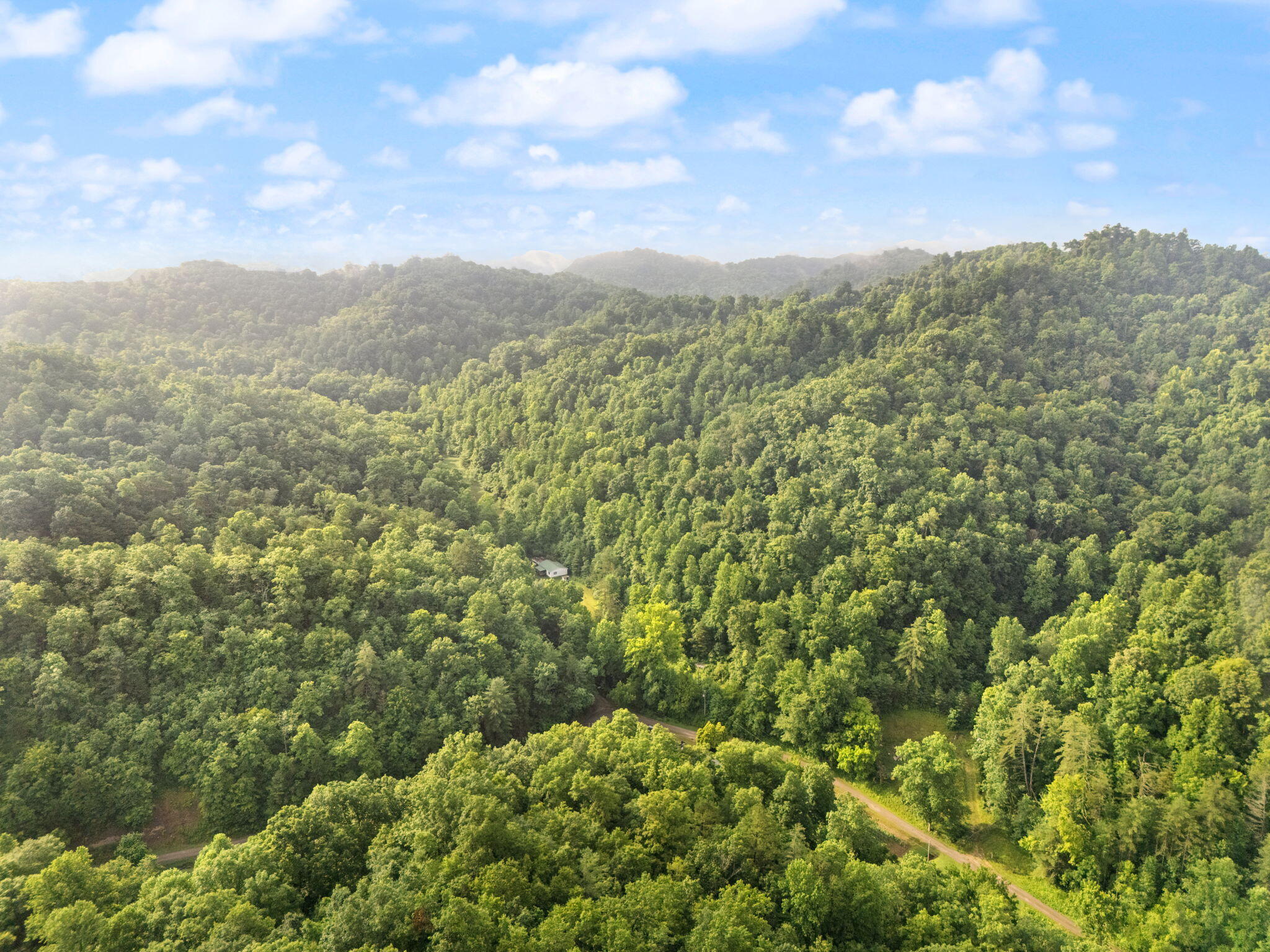 Booneville, Kentucky 41314, United States, 3 Bedrooms Bedrooms, ,2 BathroomsBathrooms,Residential,Active,165637