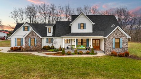 Property photo of 1346 Mundys Landing Road, Versailles, KY 40383