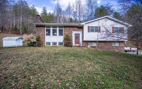 616 S Ky 3438, Barbourville, KY 40906 - #: 24000473