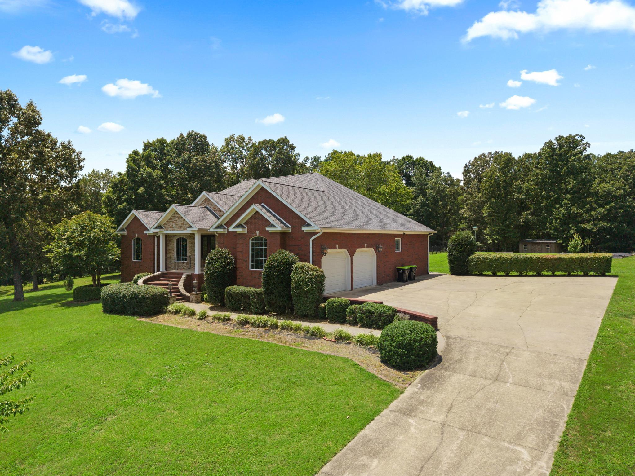 1075 Bent Creek Drive
