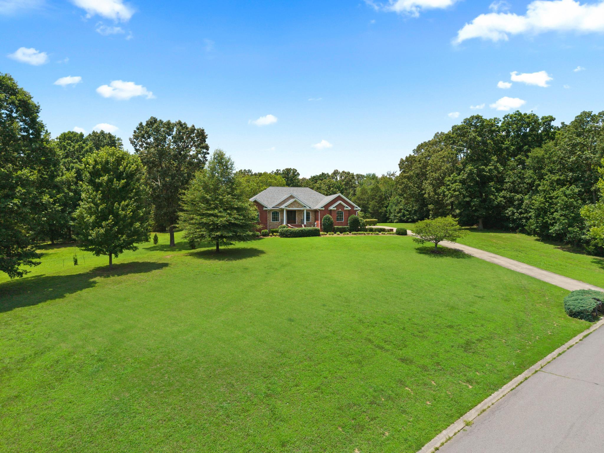 1075 Bent Creek Drive